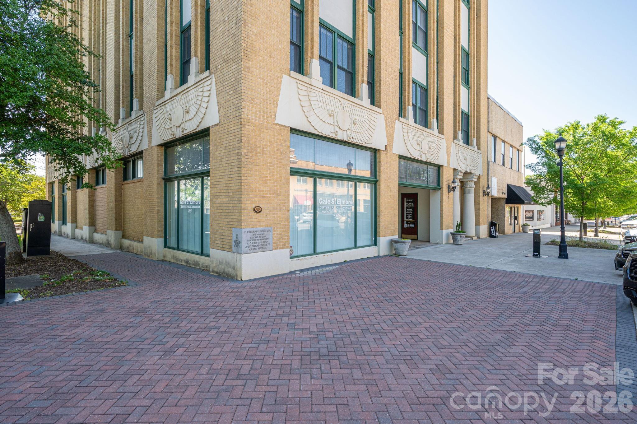 Mason Square - Residential