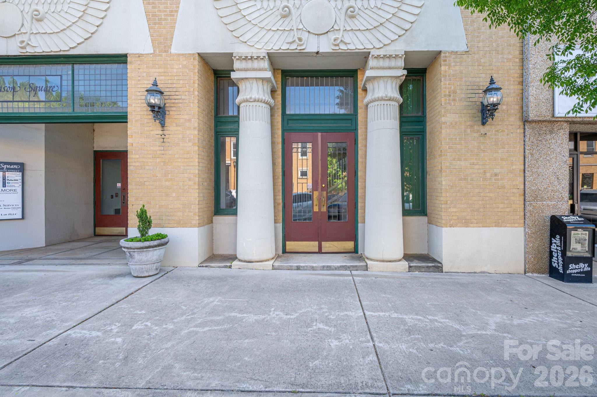 Mason Square - Residential