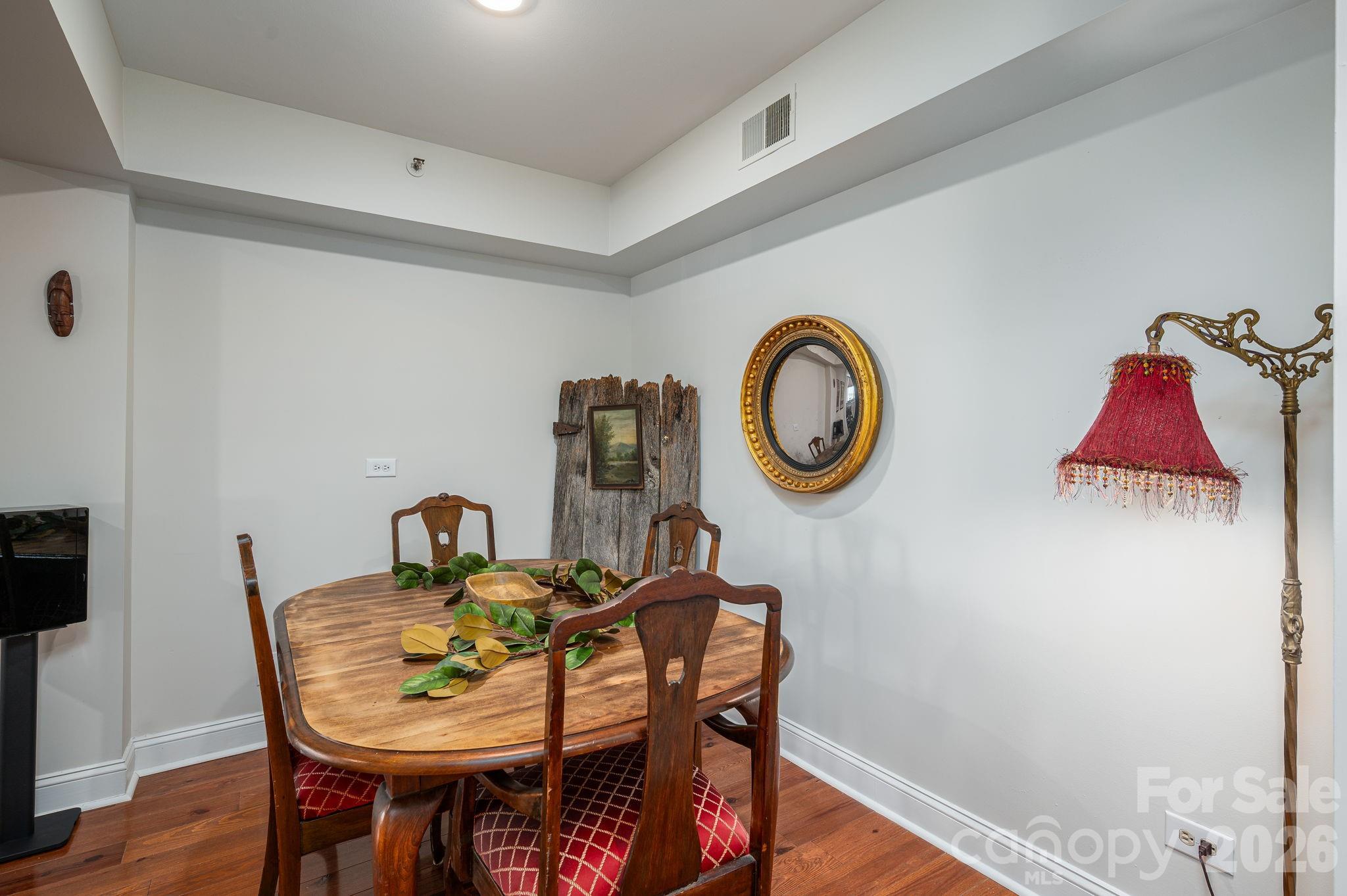 Mason Square - Residential