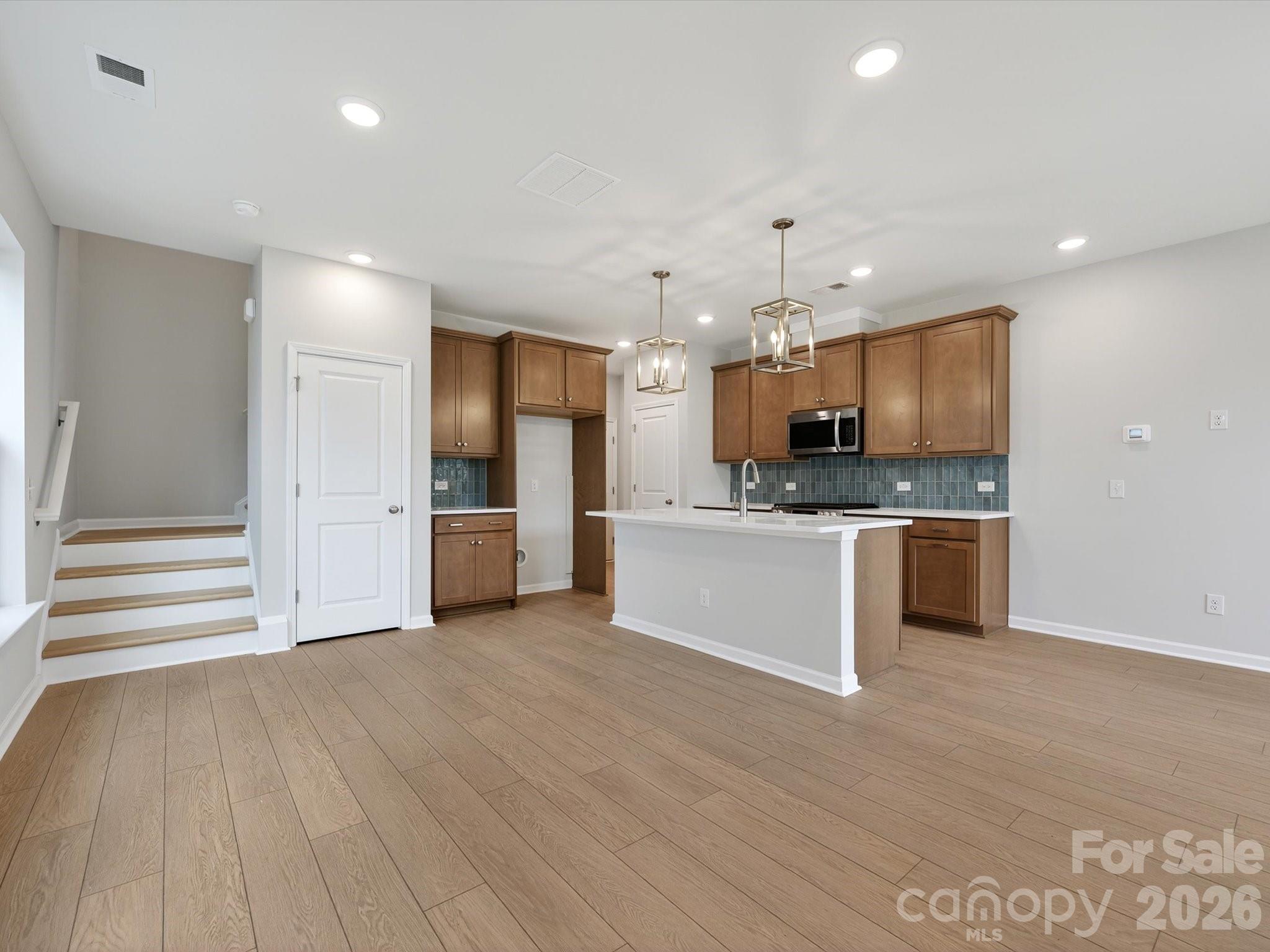 Hardy Pond - Residential