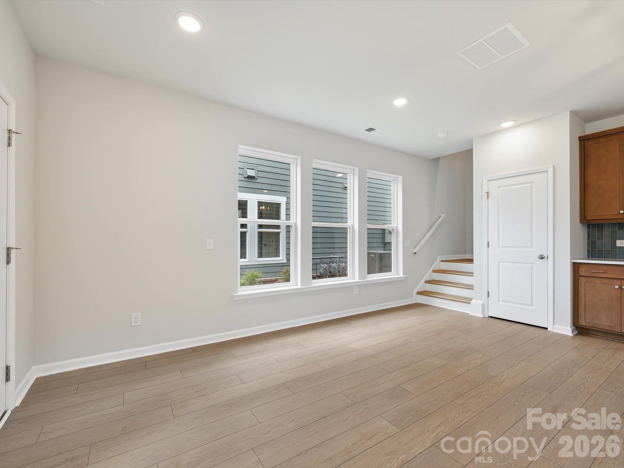 Hardy Pond - Residential