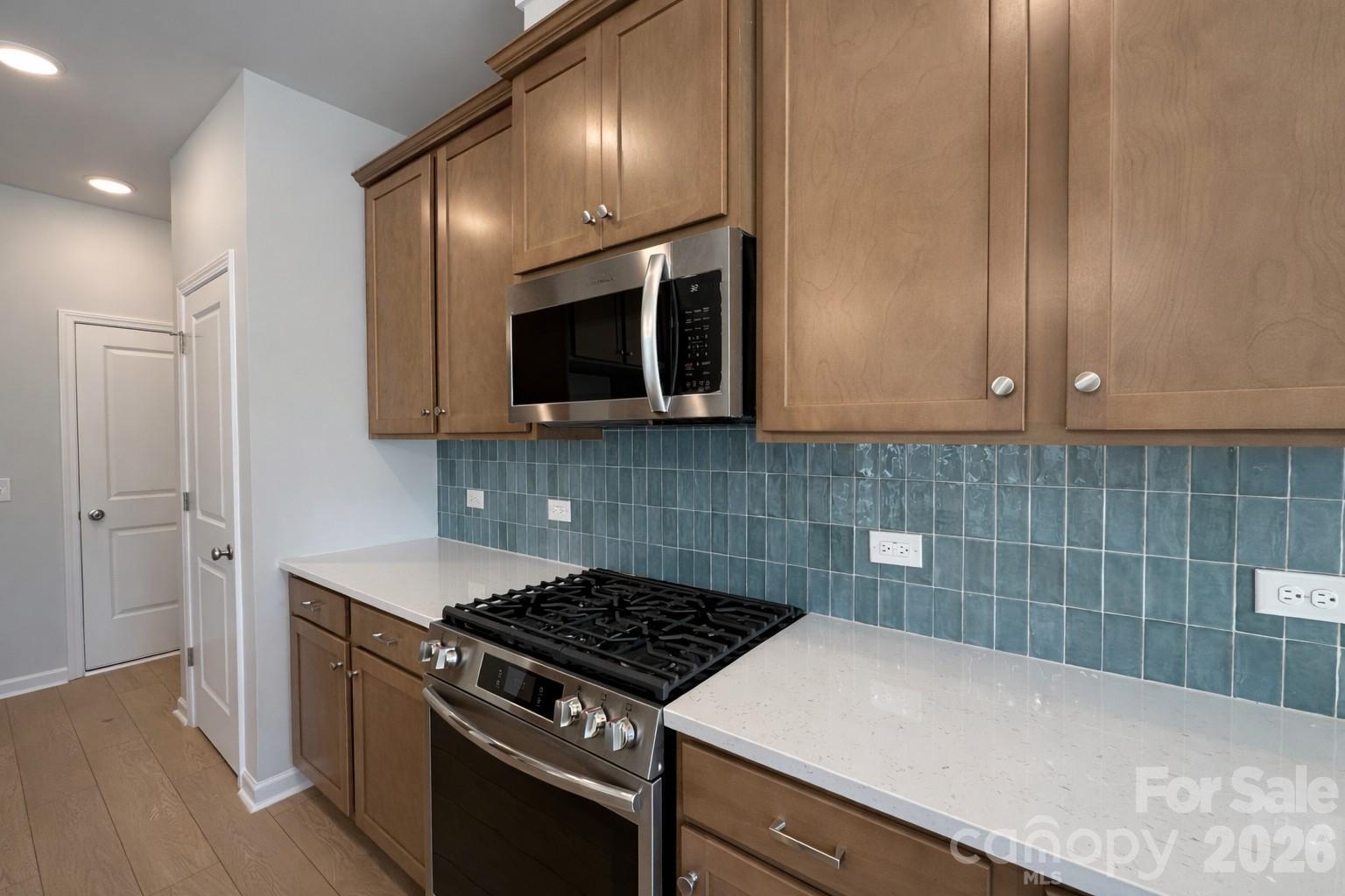 Hardy Pond - Residential