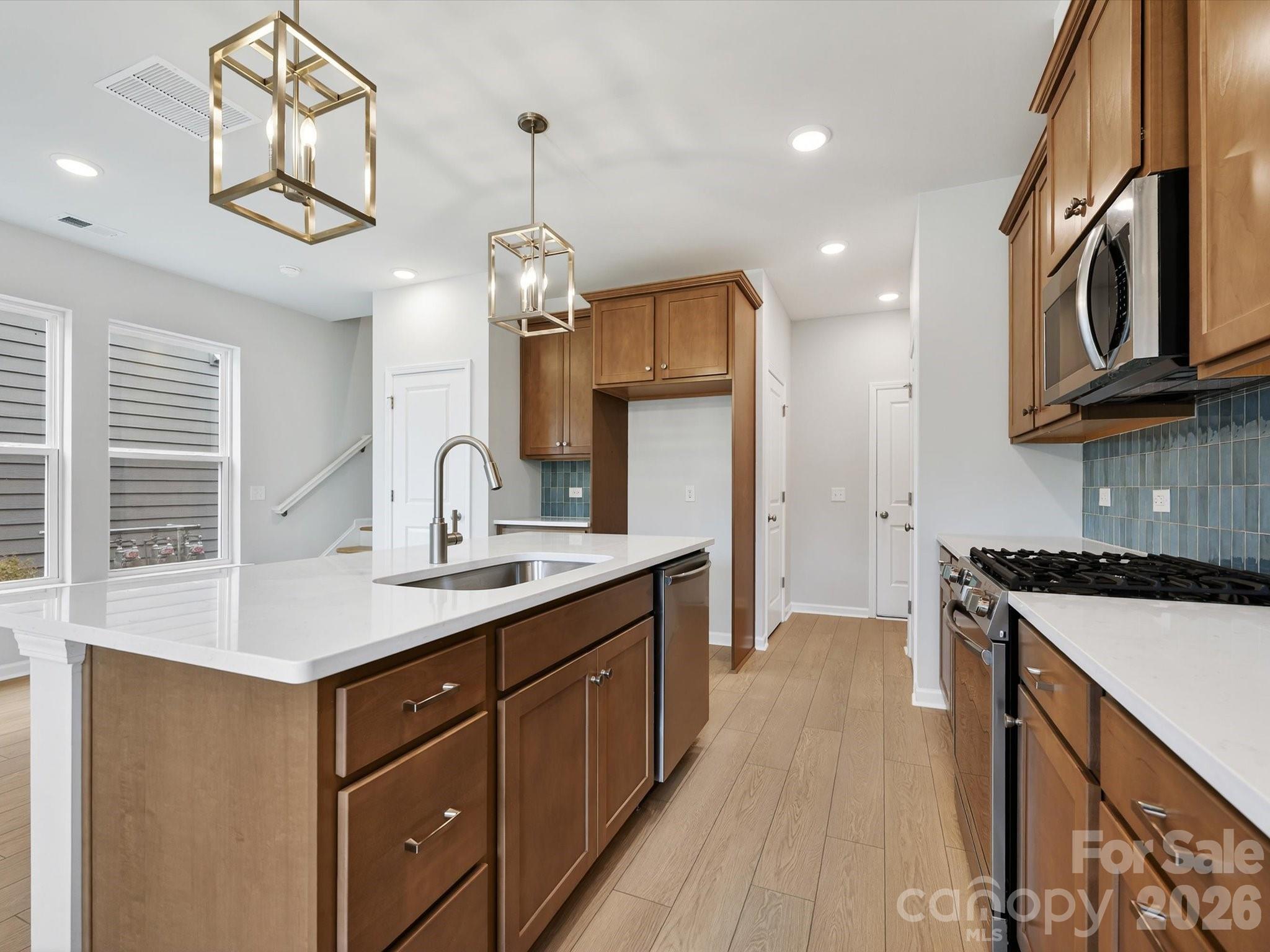 Hardy Pond - Residential