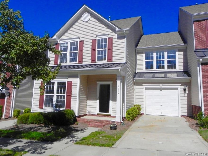 Very large and newly renovated townhome with golf course view in sought after Skybrook.  Brand new washer, dryer, refrigerator, dishwasher, microwave and ceiling fan/light kits.  Home fully repainted and carpets professionally cleaned.  Large first floor master suite with private patio in back of home.  Gas fireplace between living room and sun room and designer kitchen with custom finishes.