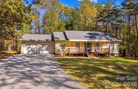 Photo of 3821 View Lane, Yadkinville, NC 27055 (MLS # 4437808)
