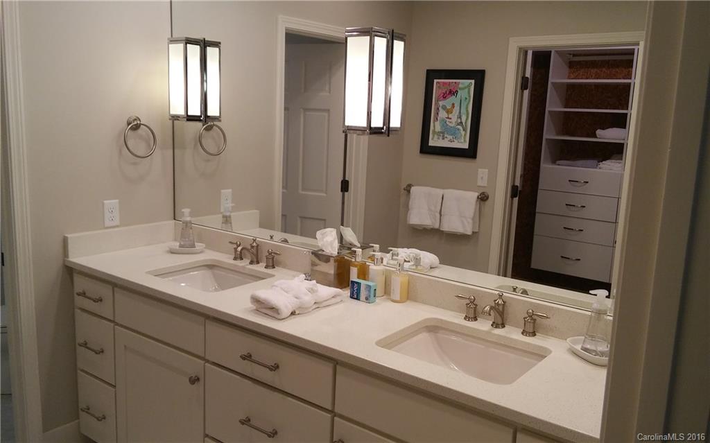 Lake Toxaway Estates - Residential