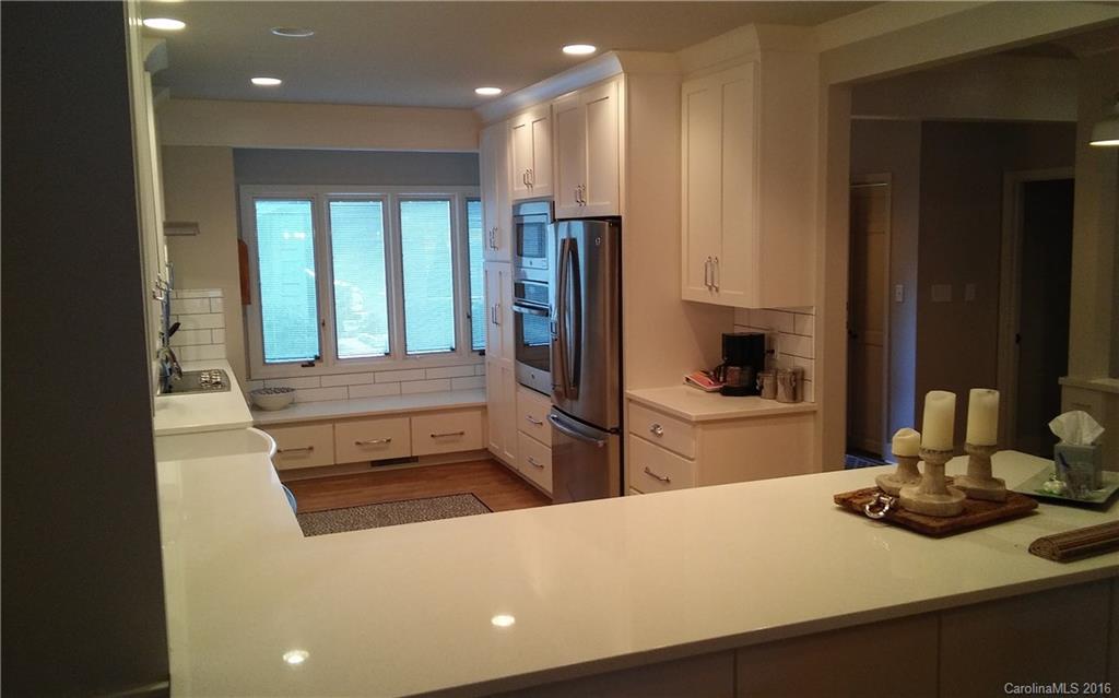 Lake Toxaway Estates - Residential