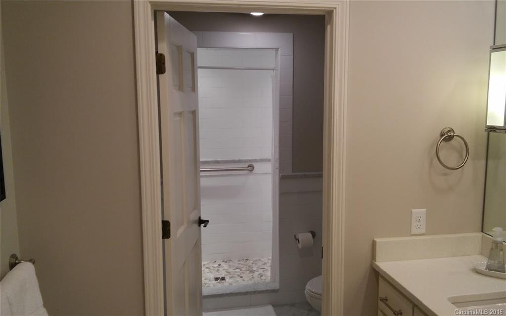 Lake Toxaway Estates - Residential