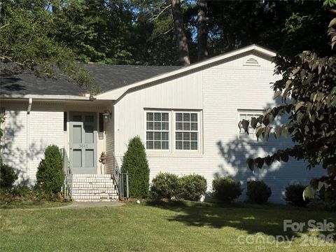 Photo of 3615 Barclay Downs Drive, Charlotte, NC 28209 (MLS # 4397246)