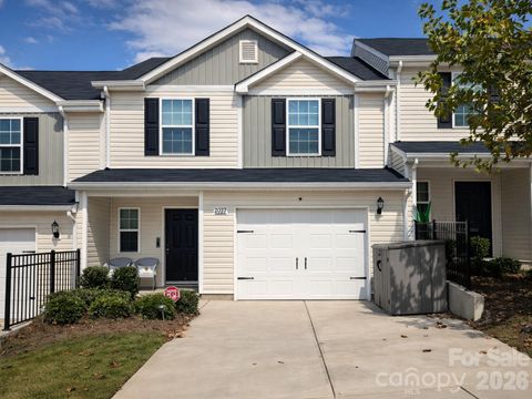 5032 Zulli Lane Charlotte NC 28214