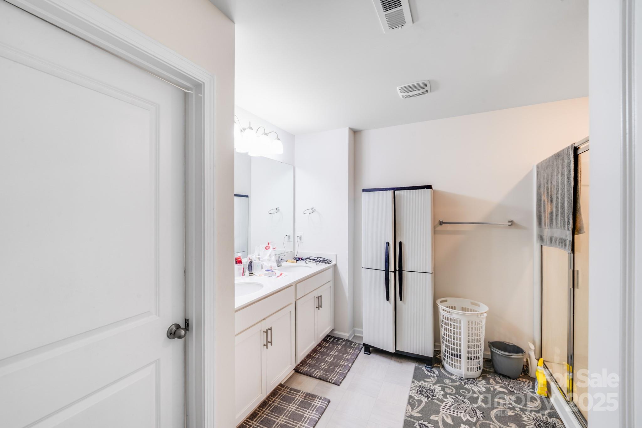 Apple Creek Village - Residential