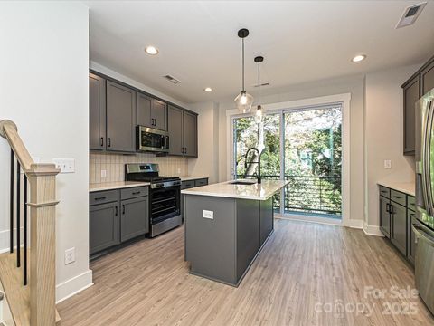 1419 Collier Walk Alley CSW0208 Charlotte NC 28205