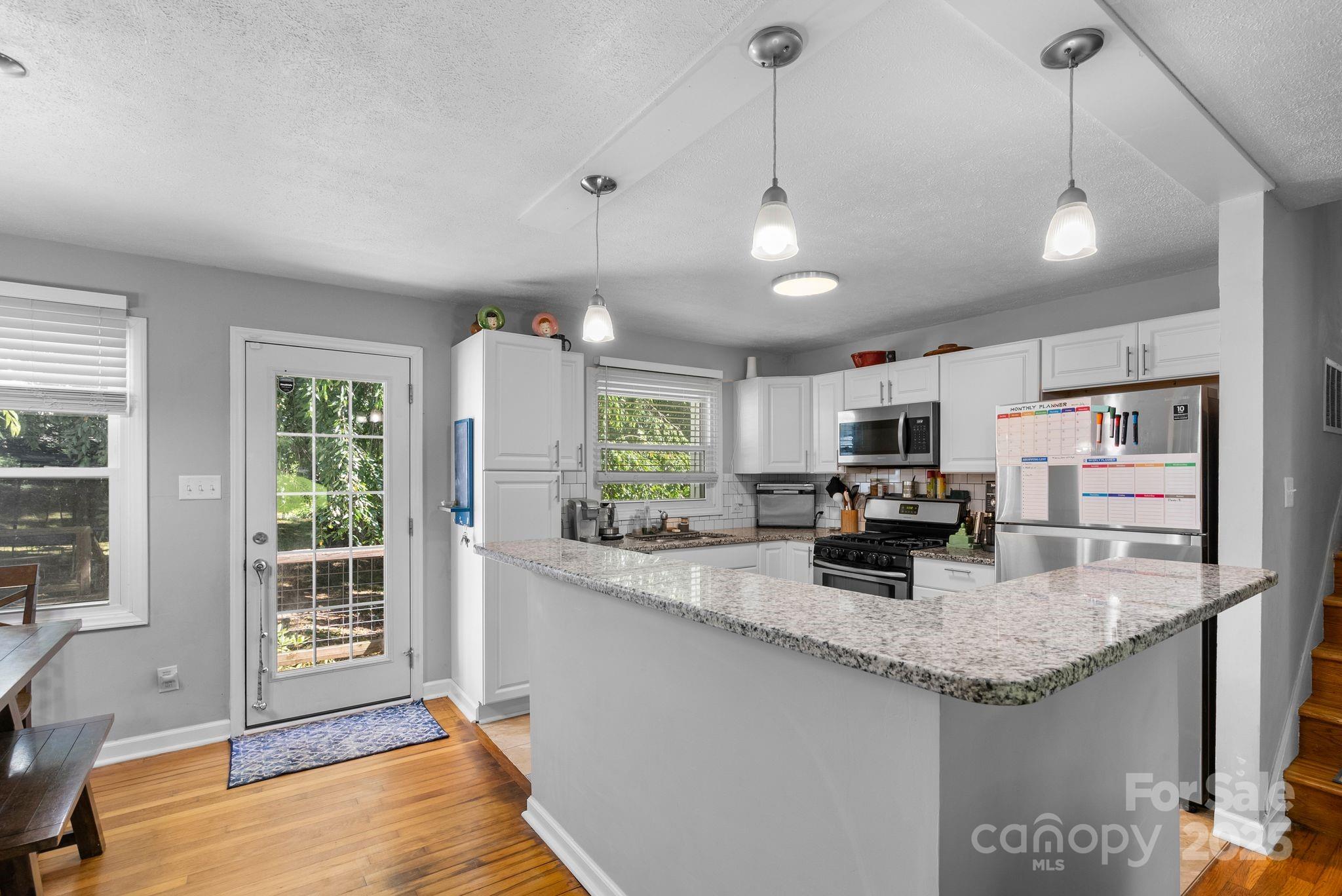 6 Morgan Boulevard 3
