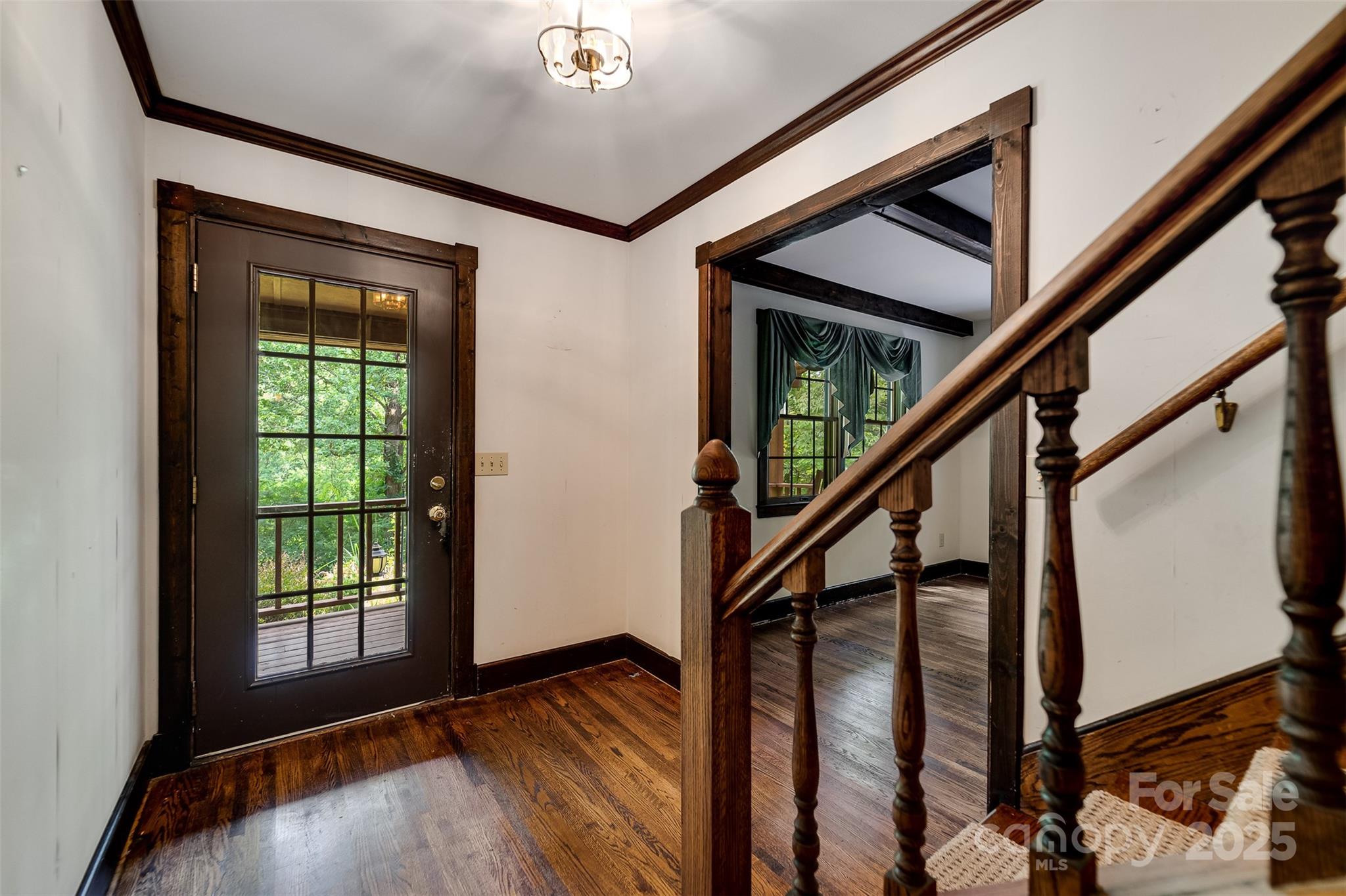 94 Sunray Lane