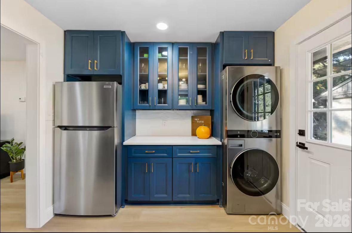 Plaza Heights - Residential Income