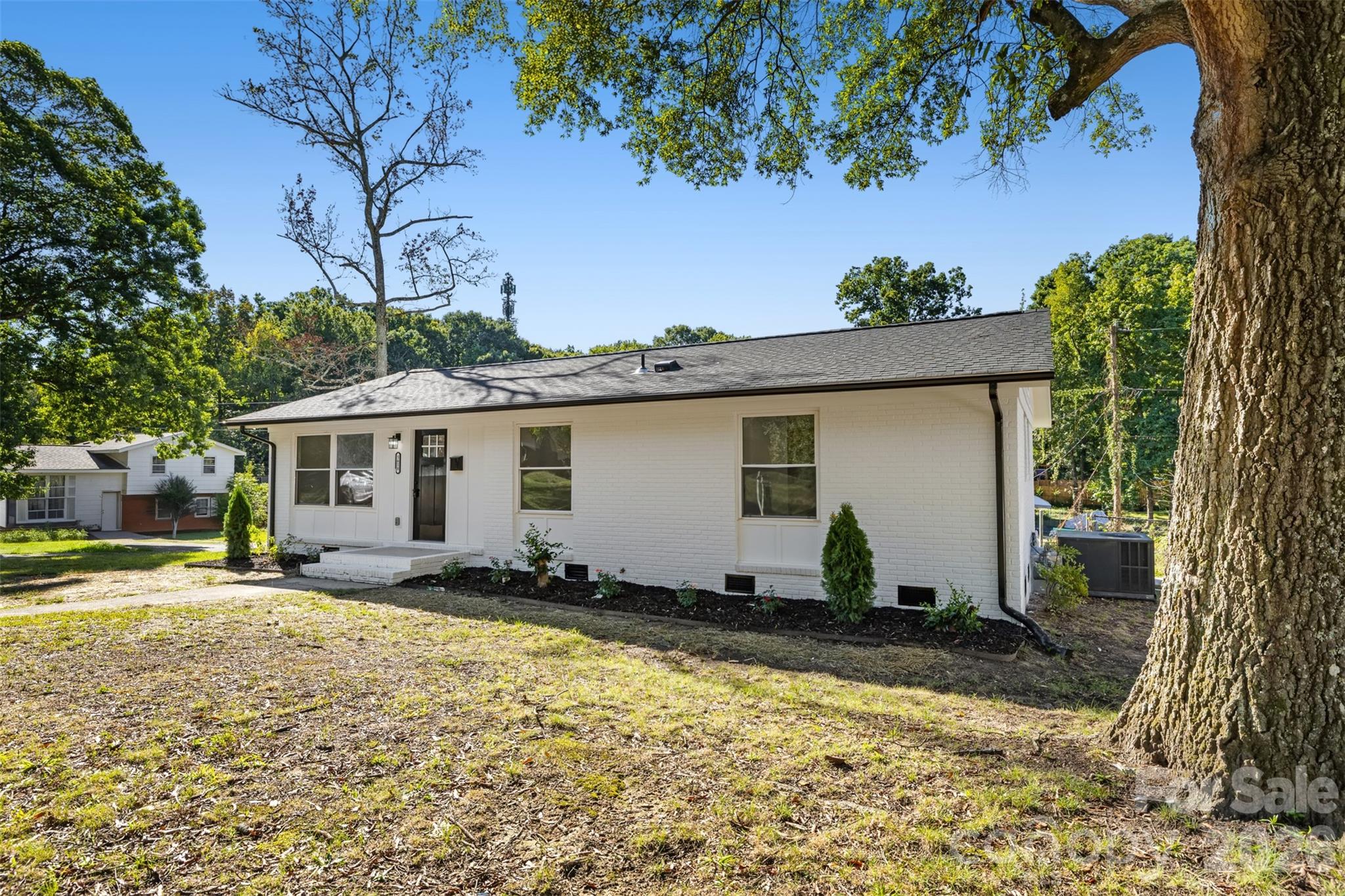5618 Snow White Lane