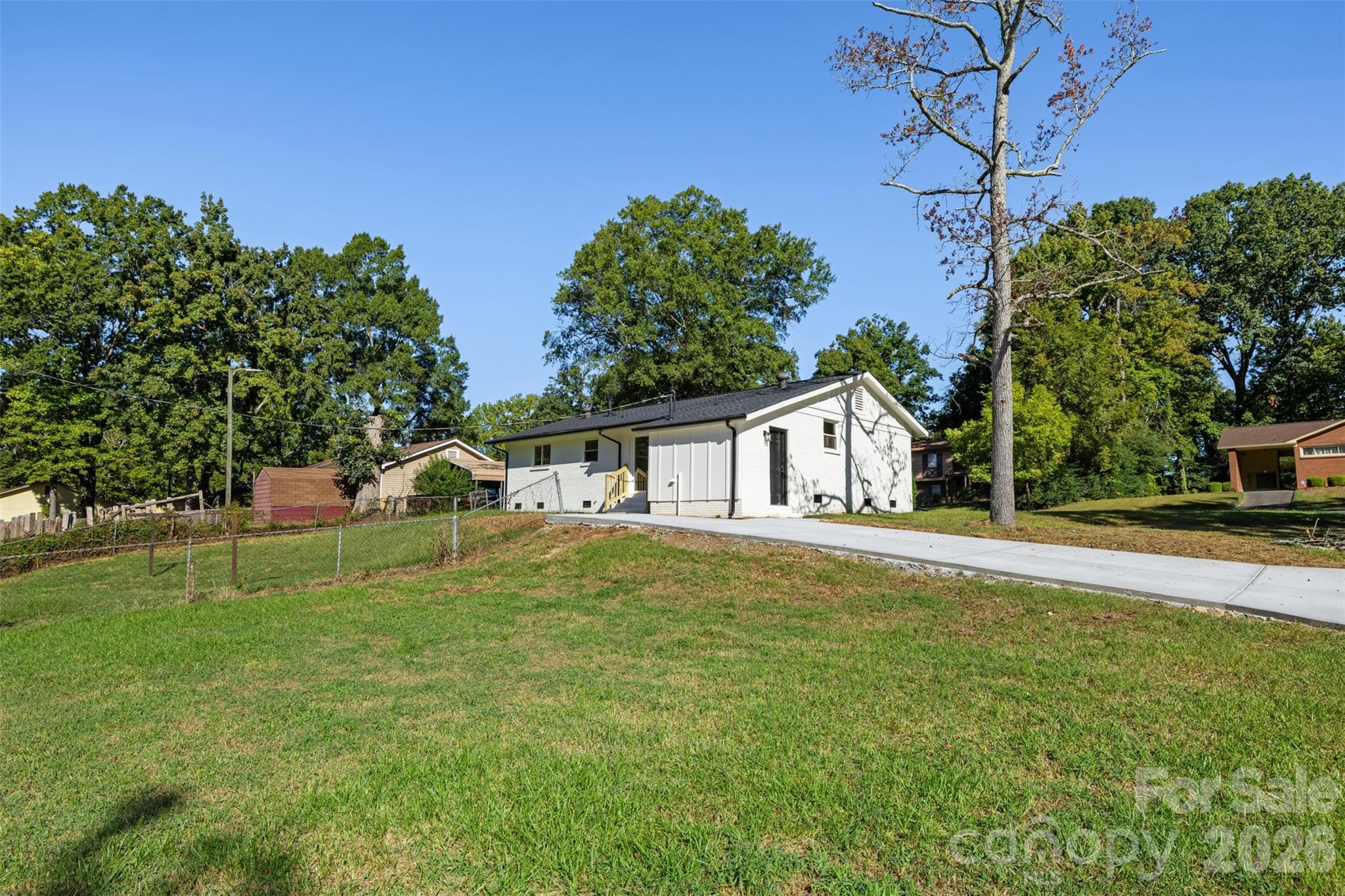 5618 Snow White Lane