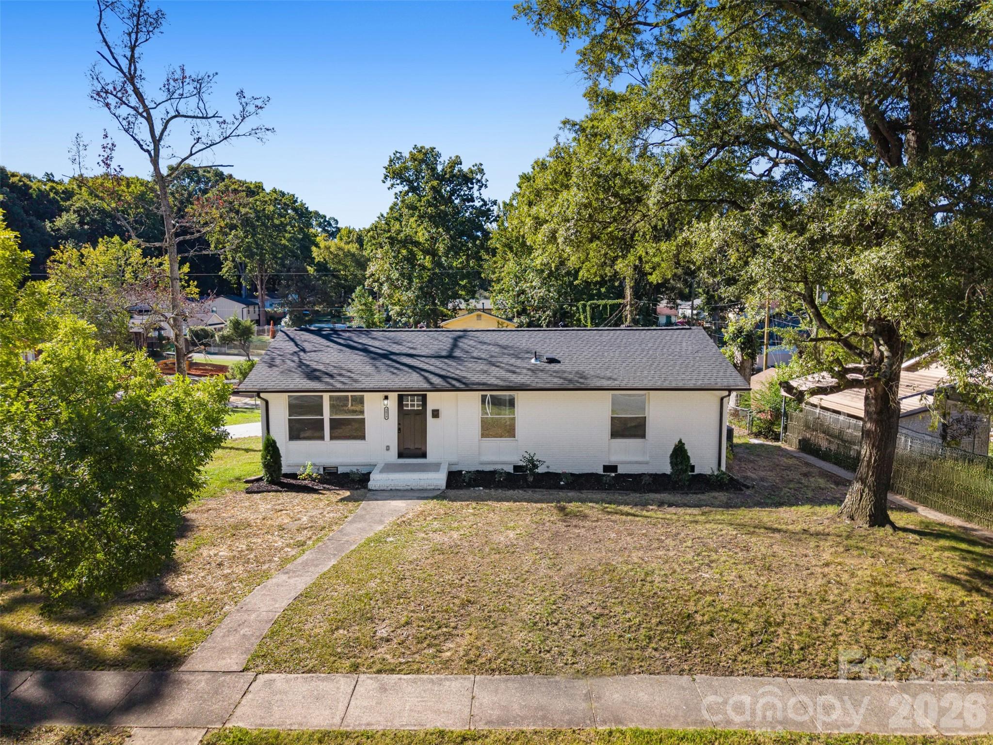 5618 Snow White Lane