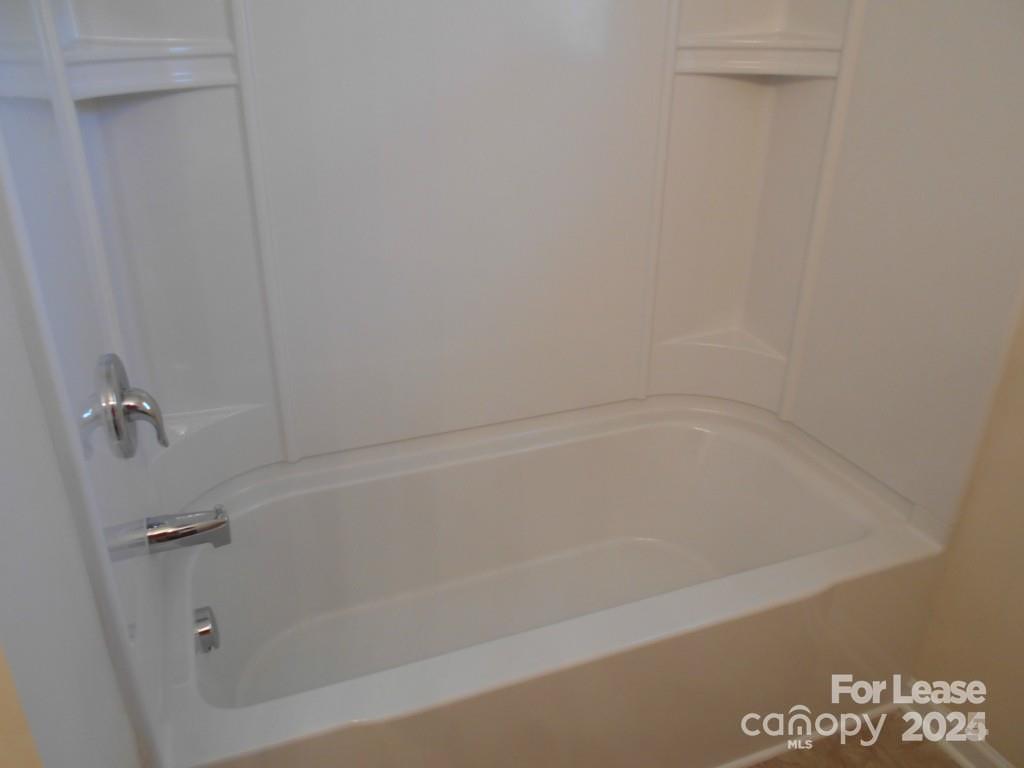 Mallard Lake - Residential Lease