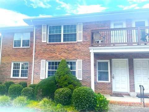 A home in Hendersonville