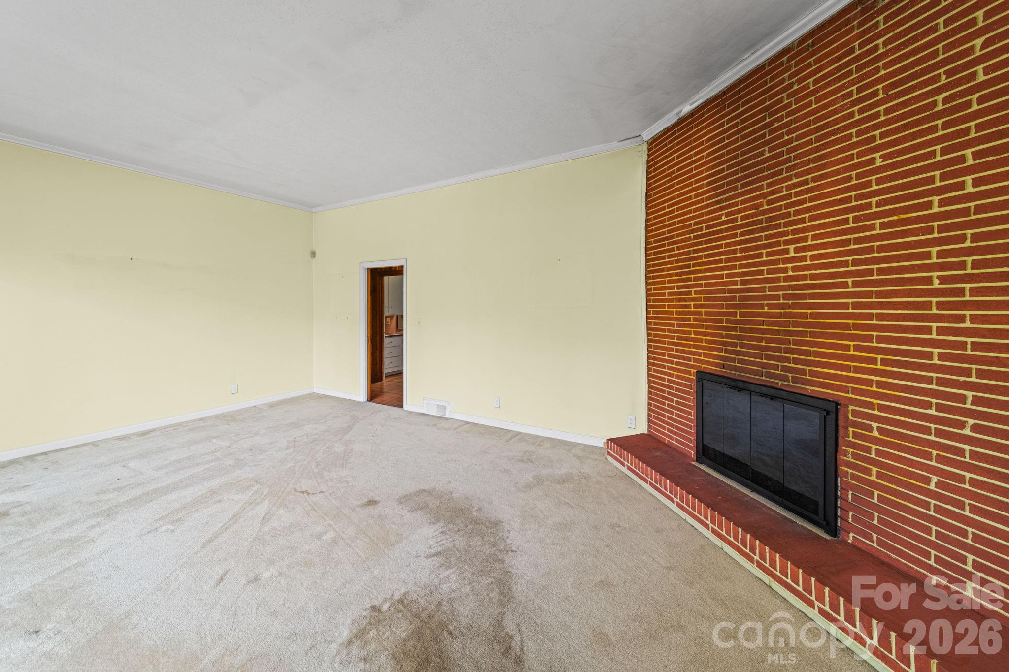 1051 Paramount Circle