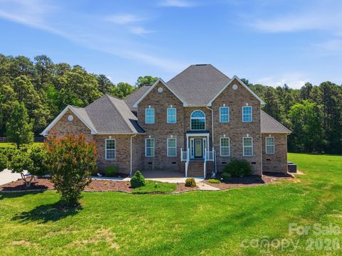 Photo of 1434 Steeplechase Drive, Mount Pleasant, NC 28124 (MLS # 4378716)