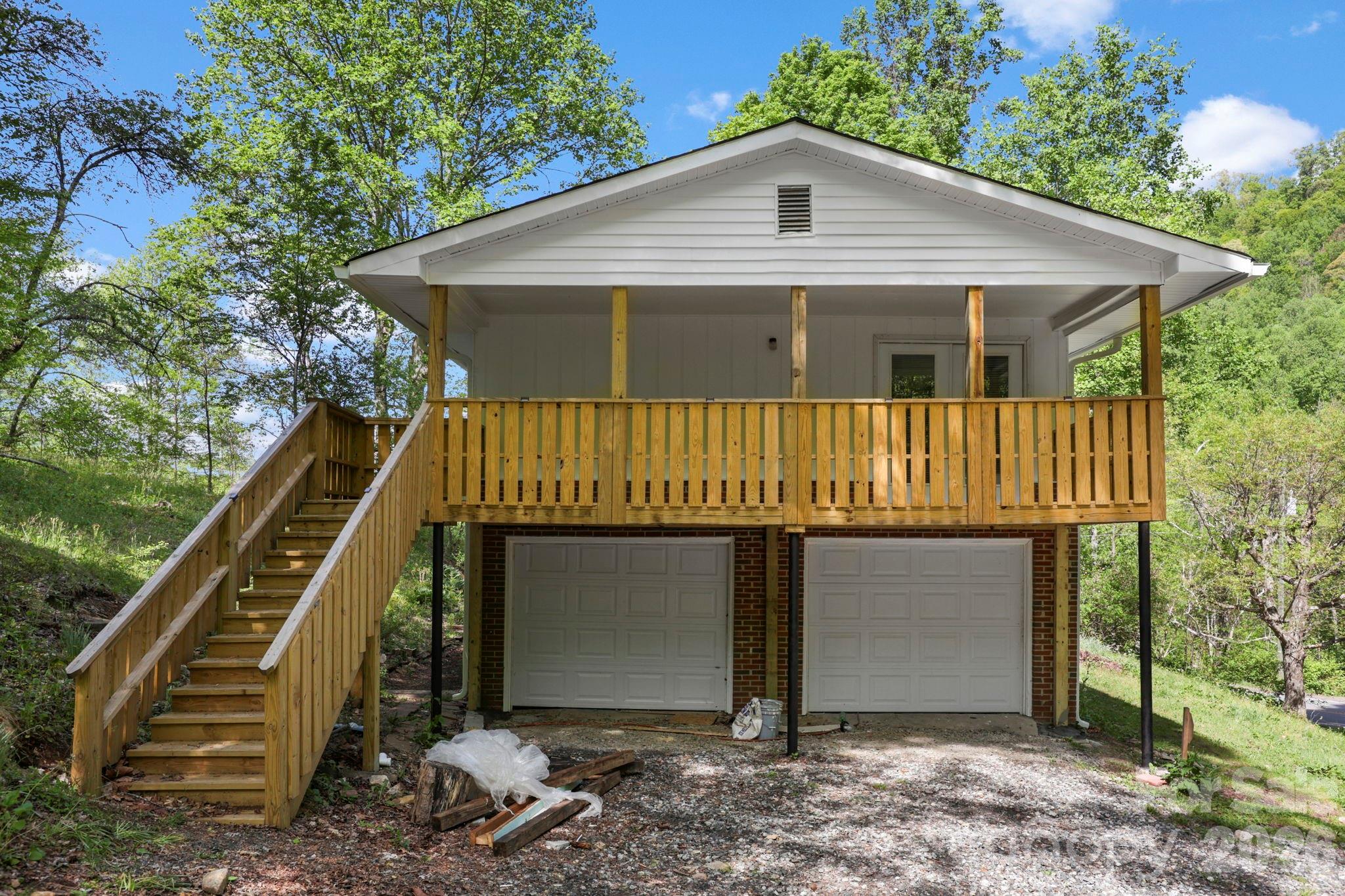 1007 N Fork Road