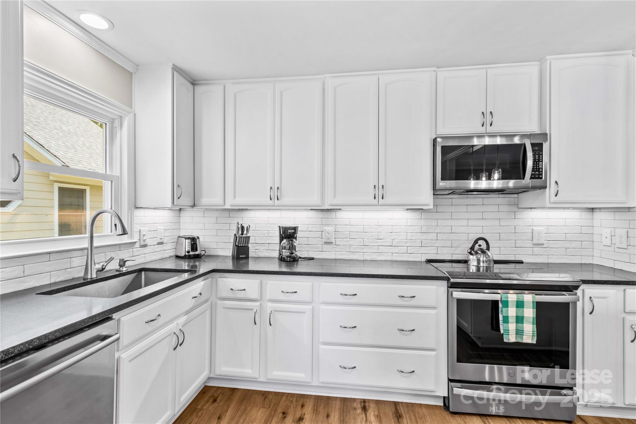 Bahia Bay - Residential Lease