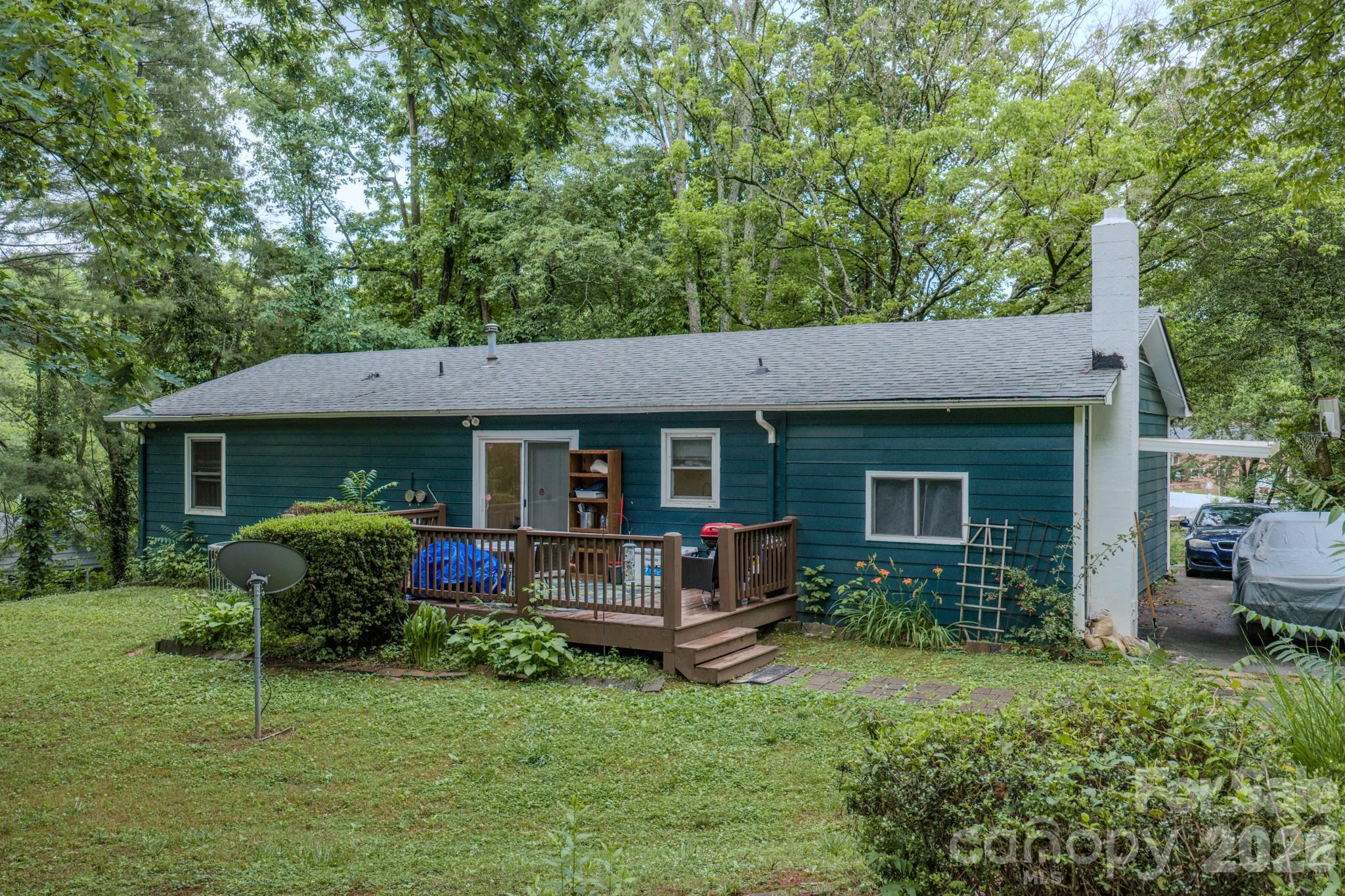 112 Amelia Drive