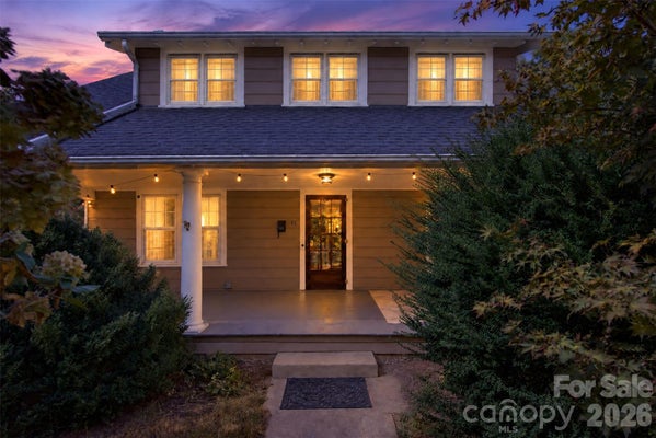 17 DARCY LN, ASHEVILLE, NC 28804 - Image e9e7ff9da3e0f414c1f37666c352f2f6/1201938337