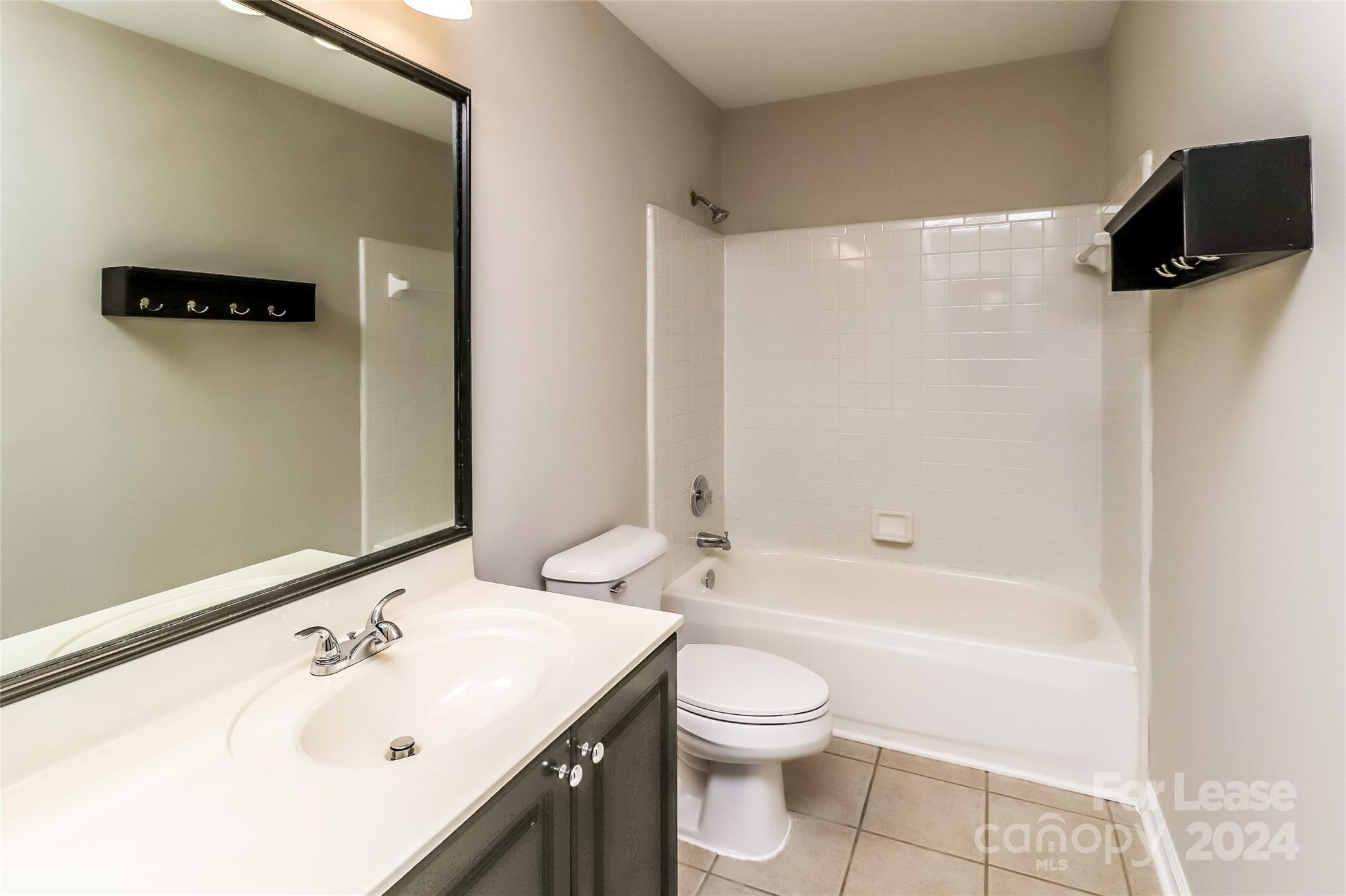 Unknown - Residential Lease