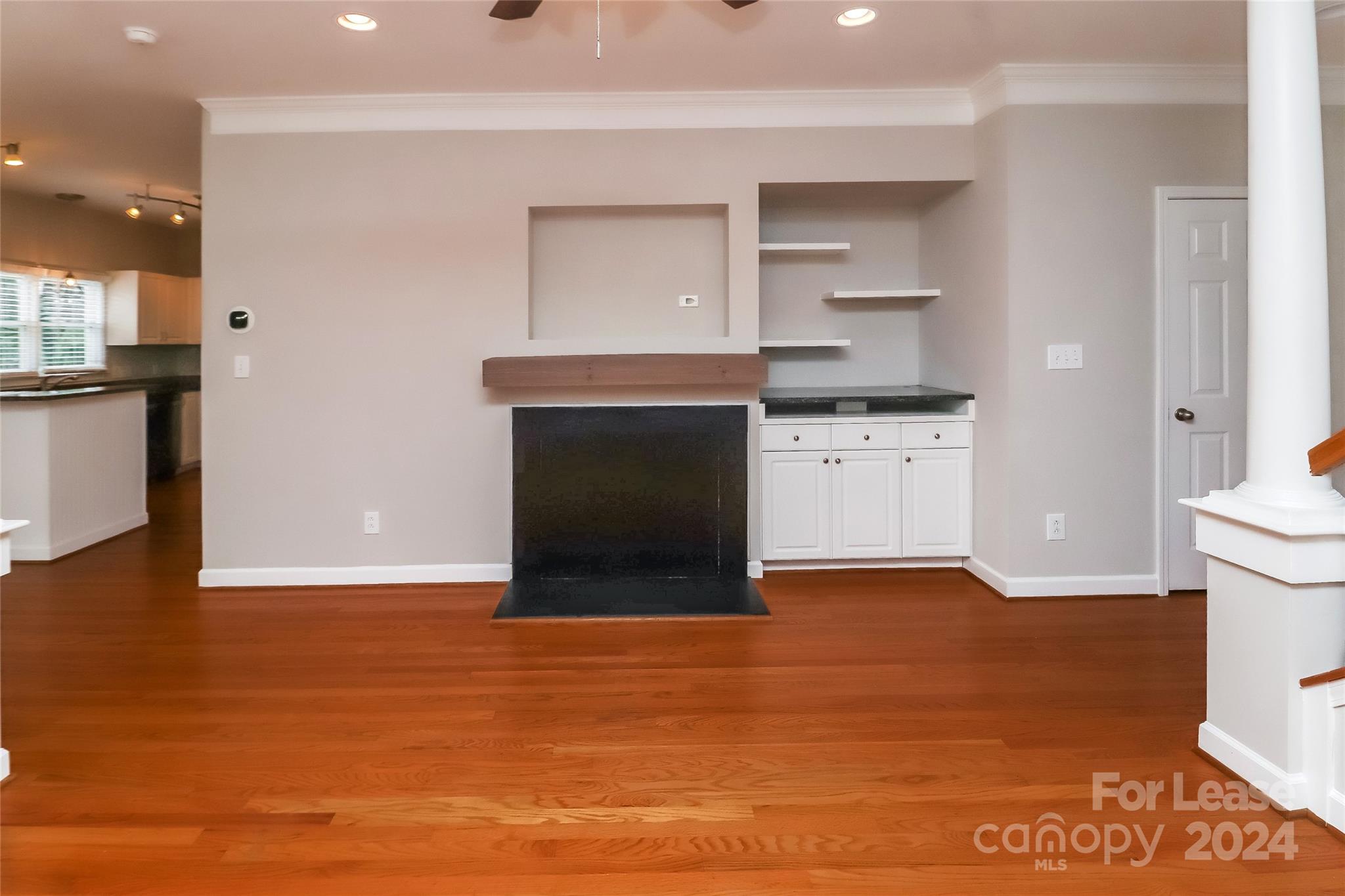 Unknown - Residential Lease