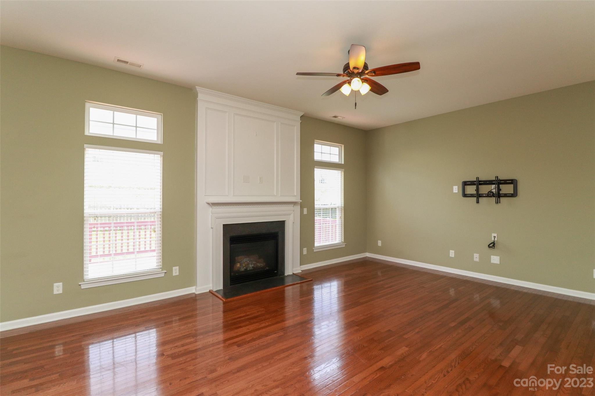 Moss Creek Village - Residential