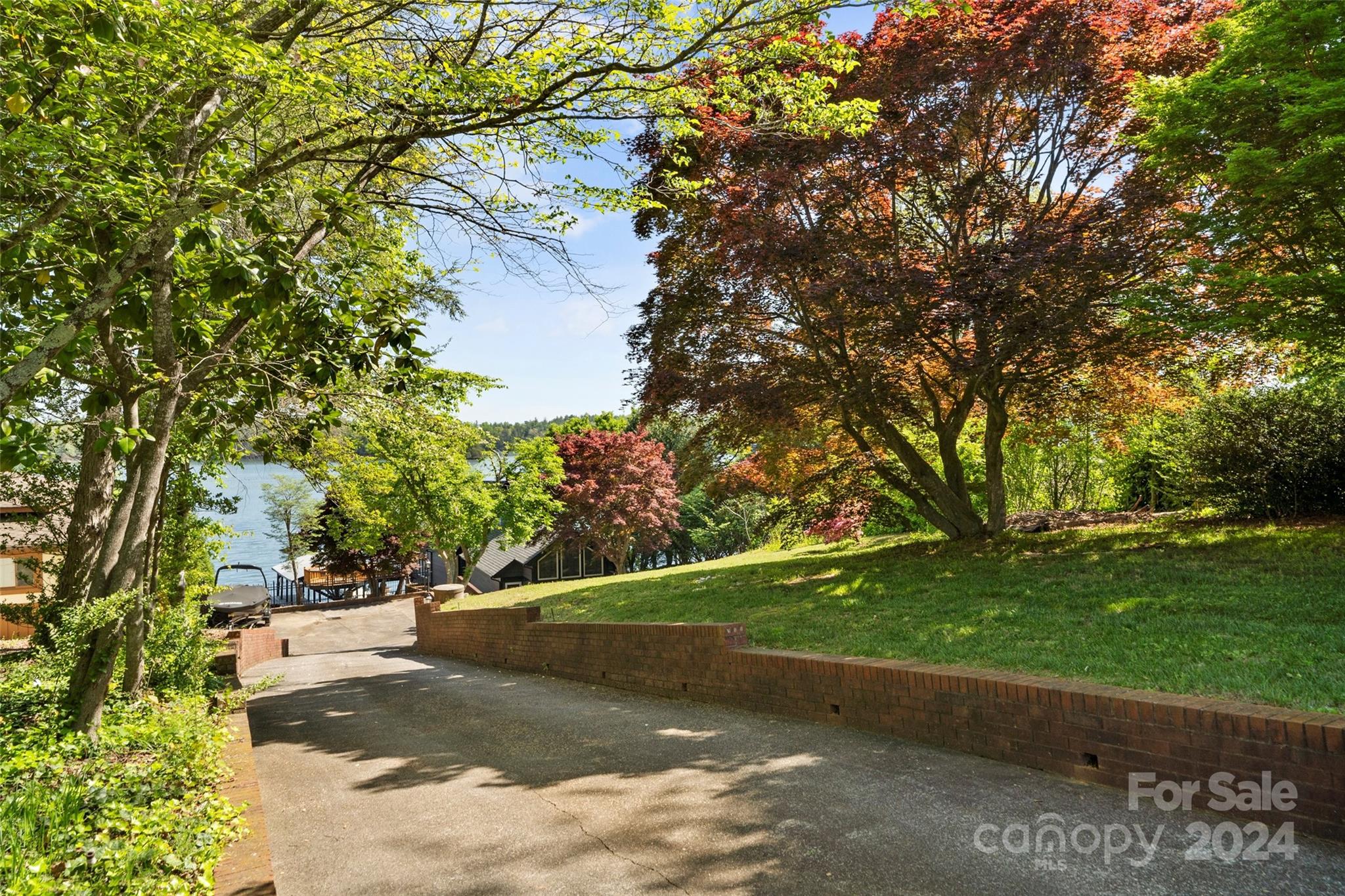 Holiday Shores - Residential