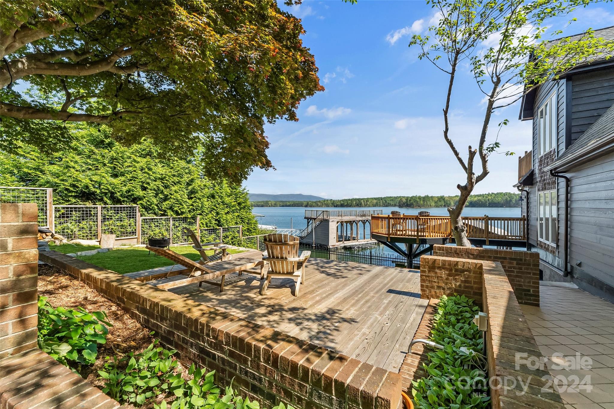 Holiday Shores - Residential