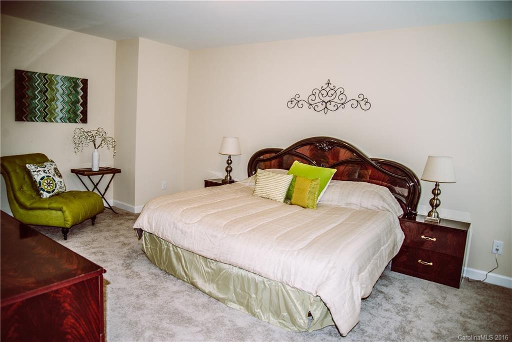 Lake Ridge - Residential