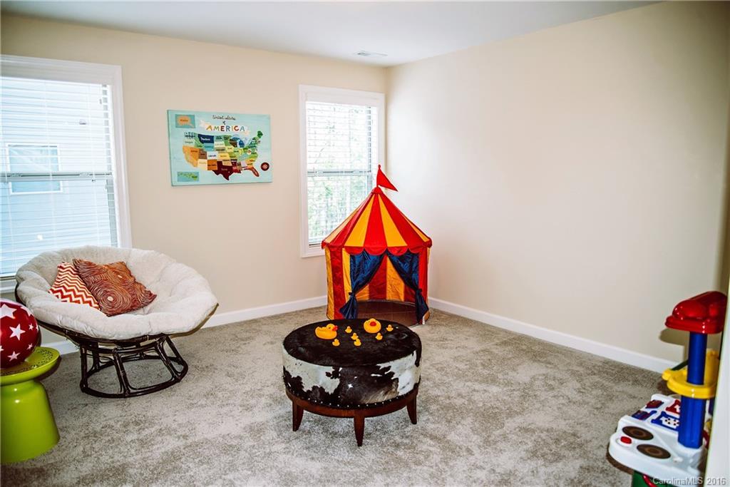 Lake Ridge - Residential