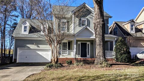 Photo of 16007 Kelly Park Circle, Huntersville, NC 28078 (MLS # 4327262)