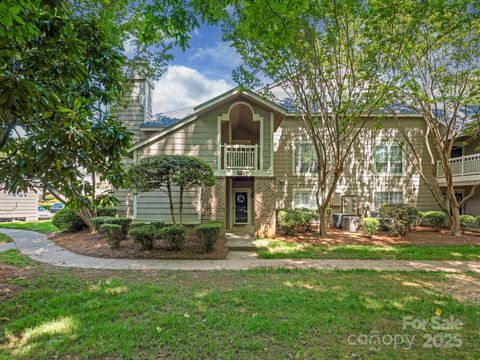 5011 Sharon Road J Charlotte NC 28210