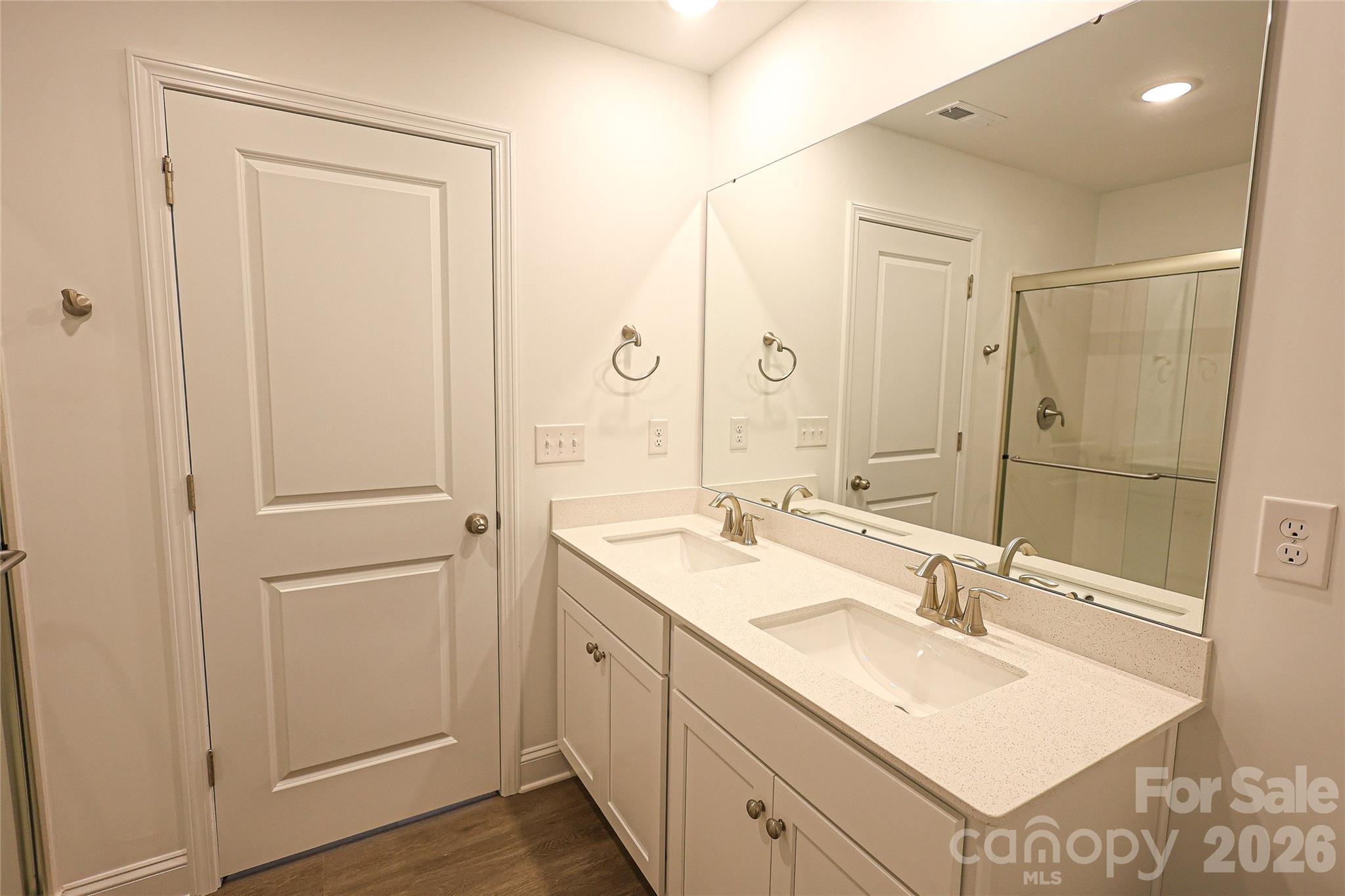 Rivercross - Residential