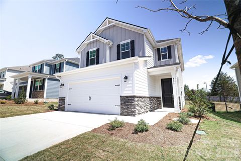 Photo of 4994 Twin River Drive, Denver, NC 28037 (MLS # 4362321)