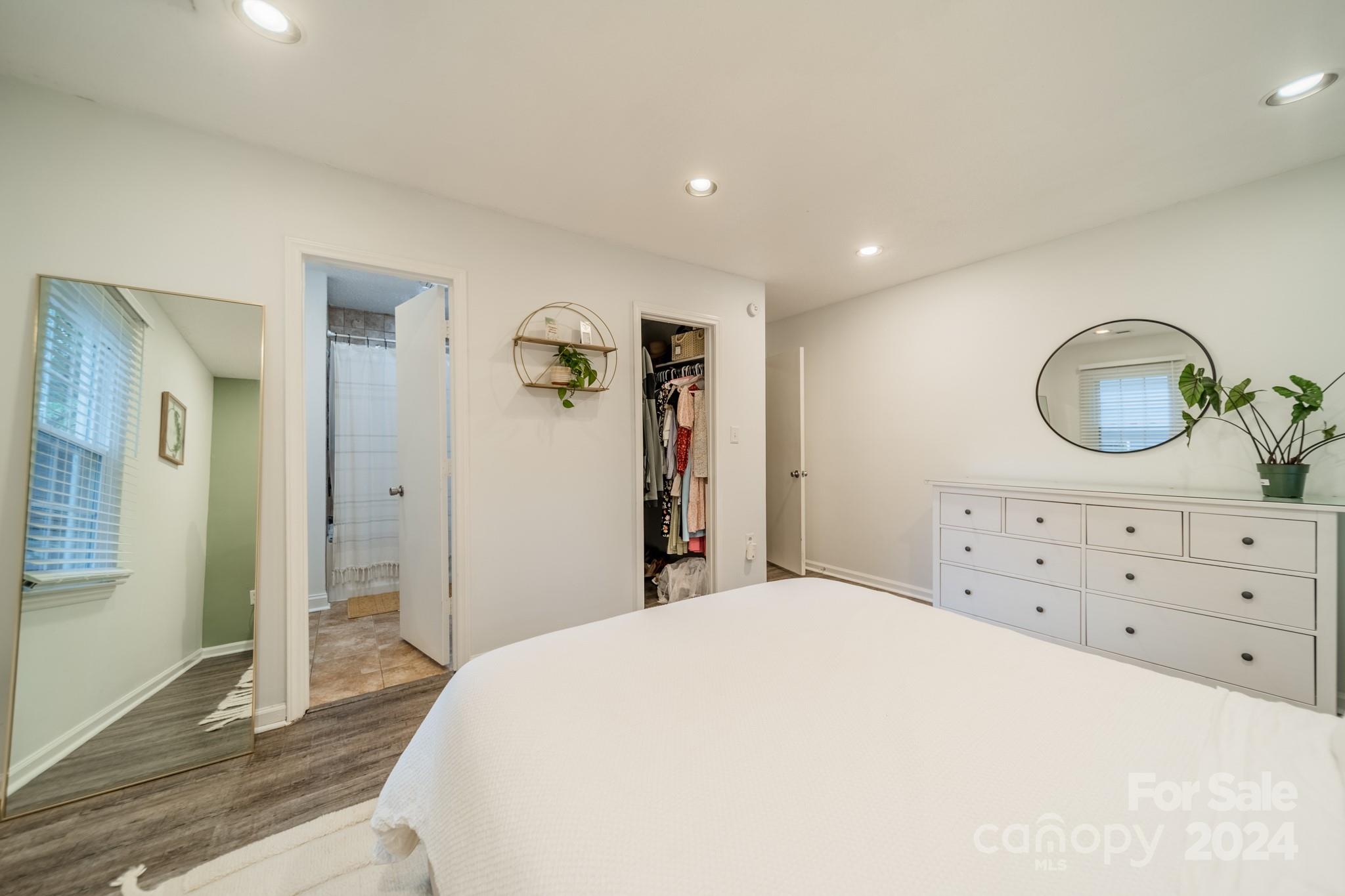 Sardis Woods - Residential