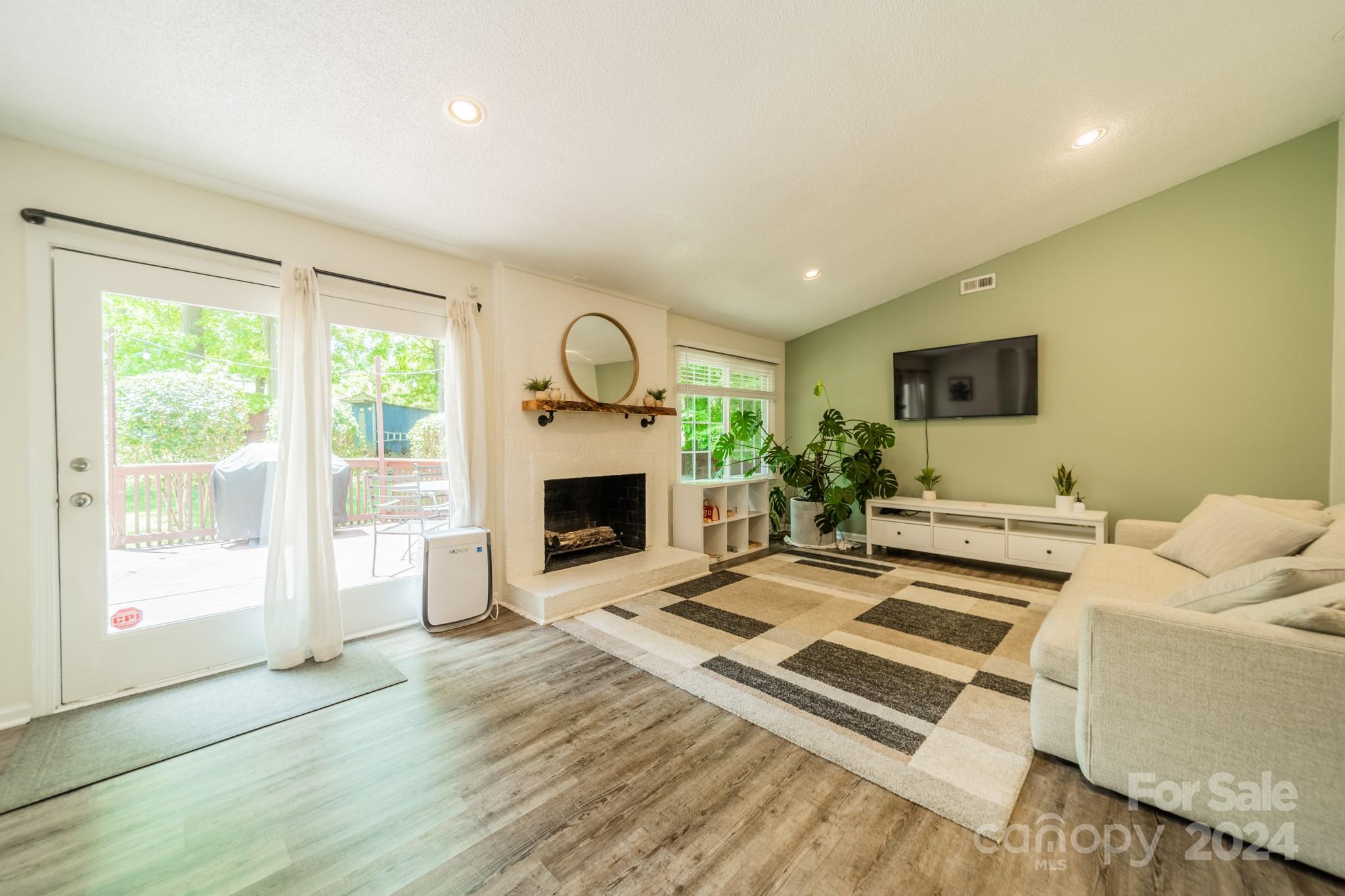 Sardis Woods - Residential