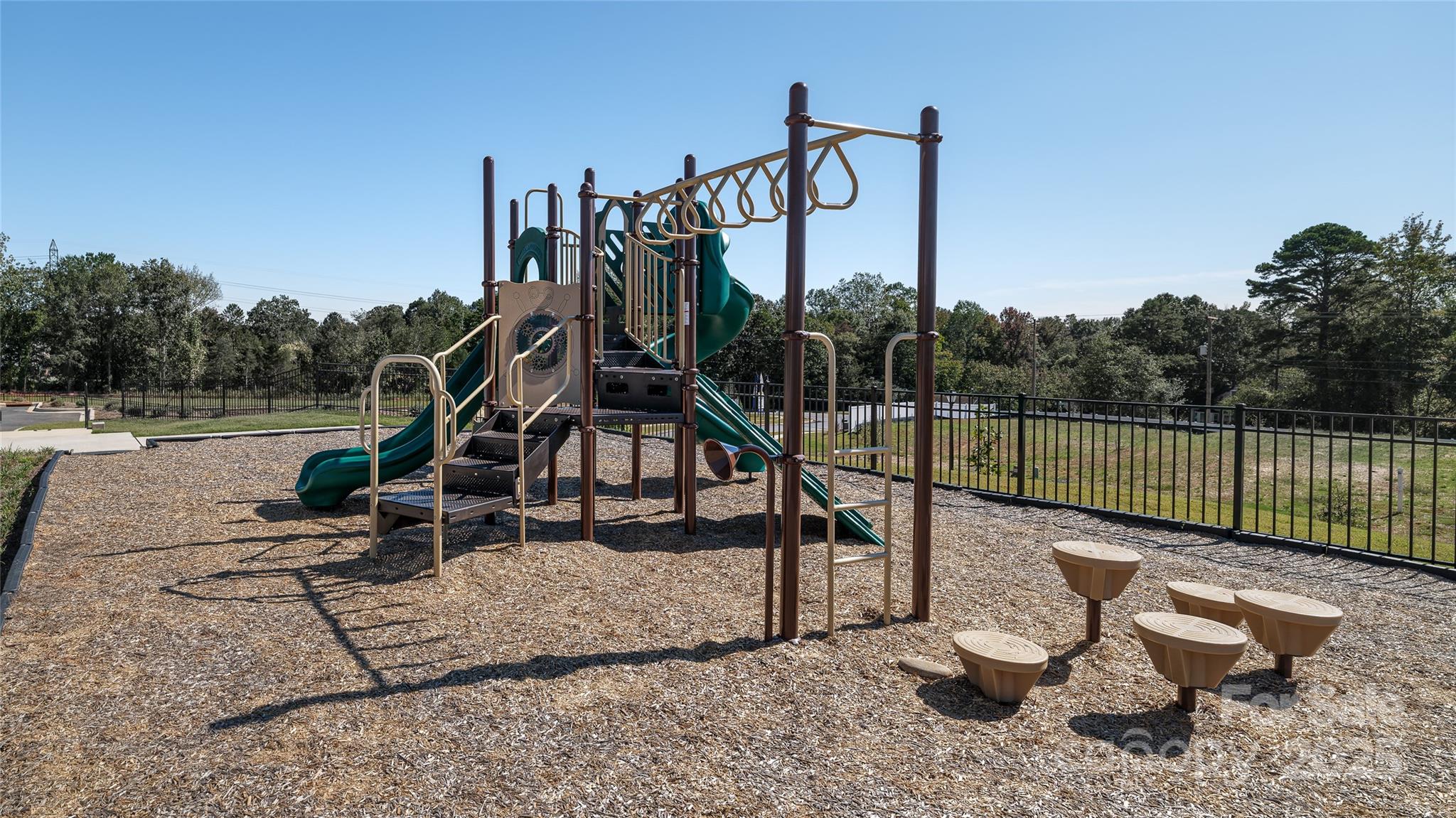 Cardinal Creek - Residential