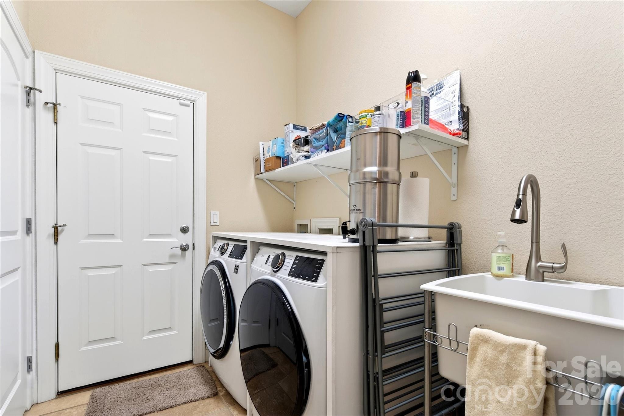 Eagle Chase - Residential