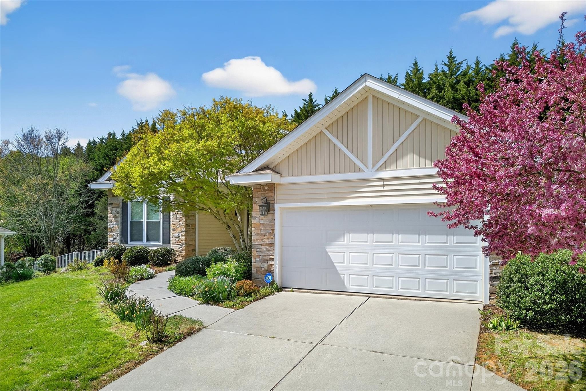 Eagle Chase - Residential