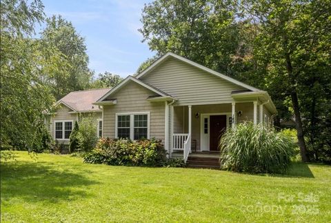 142 Pinners Cove Road Asheville NC 28803