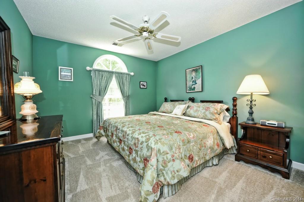 WYNDMERE - Residential