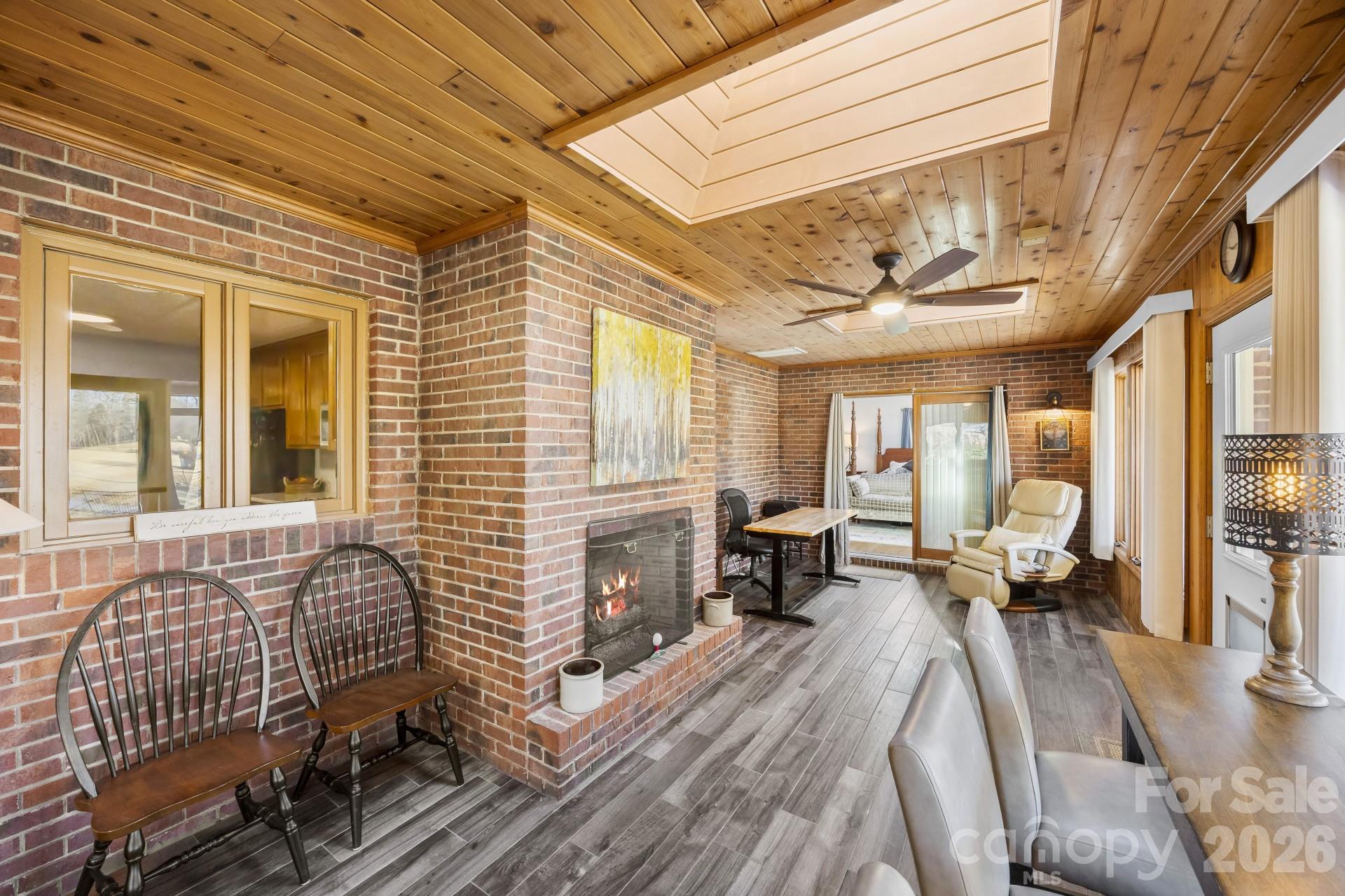 Pine Island - Residential