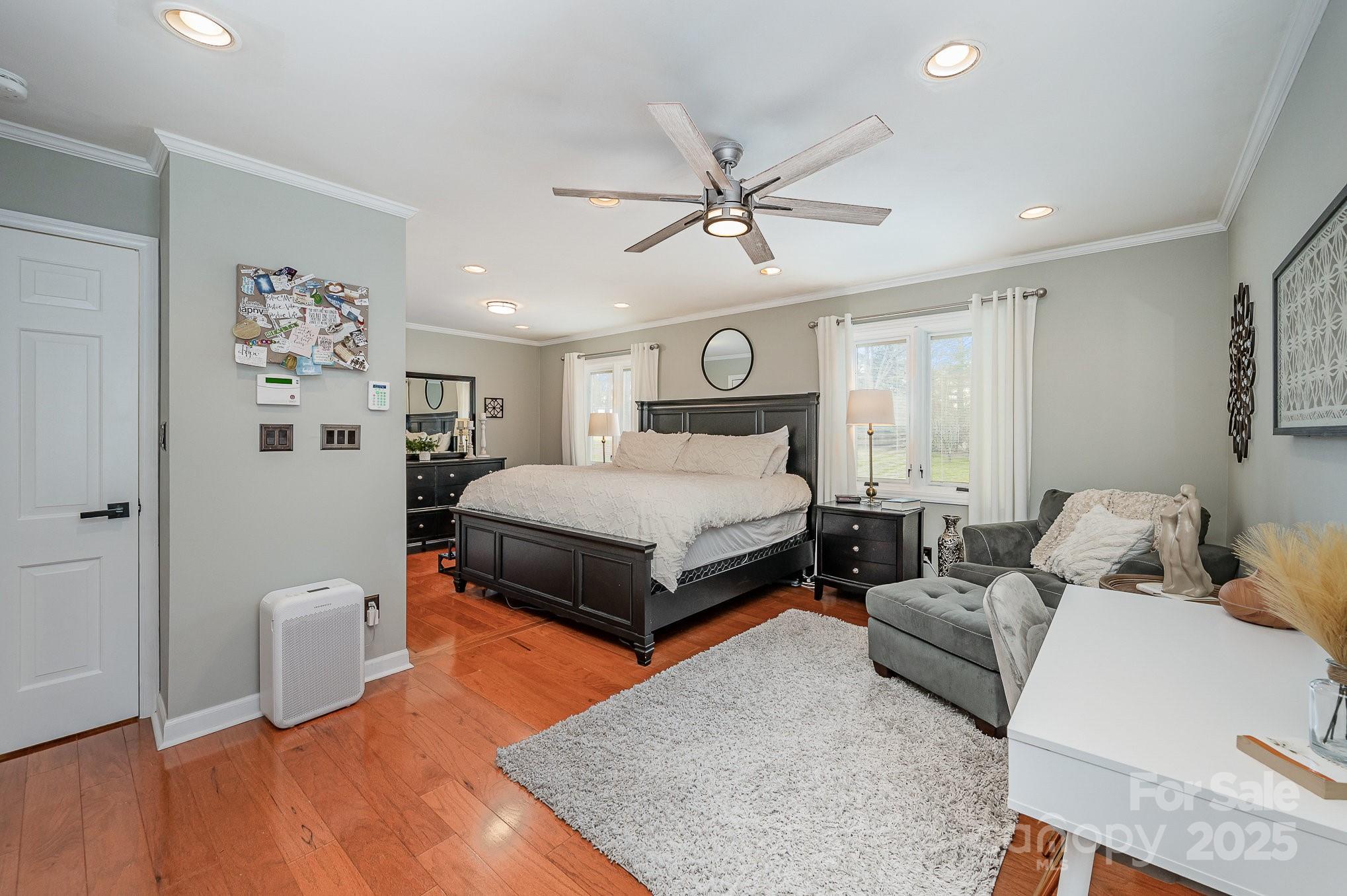 Black Horse Run - Residential